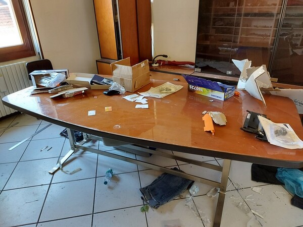 2#5811 Arredi ufficio in vendita - foto 29