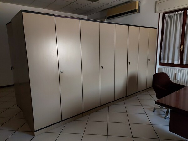 2#5811 Arredi ufficio in vendita - foto 41