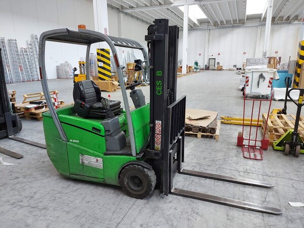 1#5813 Carrello elevatore Cesab in vendita - foto 1