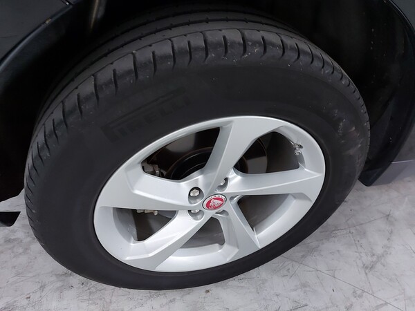 21#5813 Jaguar F-Pace in vendita - foto 10
