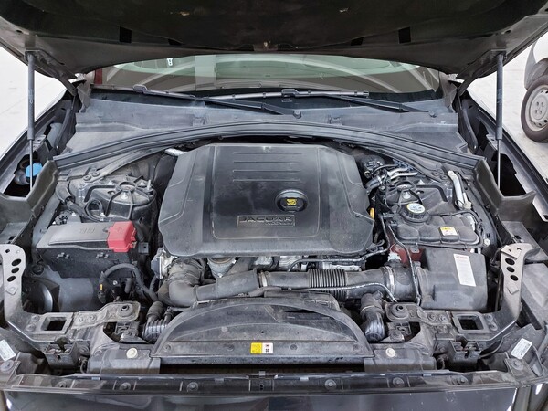 21#5813 Jaguar F-Pace in vendita - foto 22