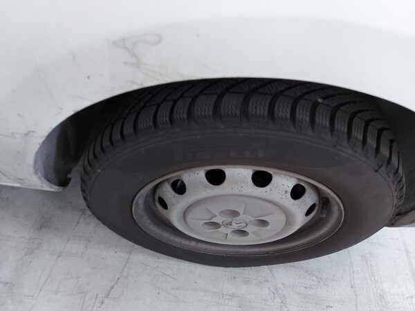 22#5813 Peugeot Bipper in vendita - foto 8