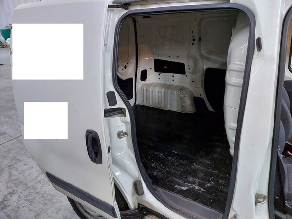 22#5813 Peugeot Bipper in vendita - foto 20