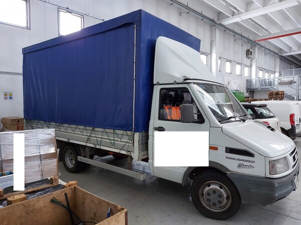 23#5813 Autocarro Iveco in vendita - foto 4