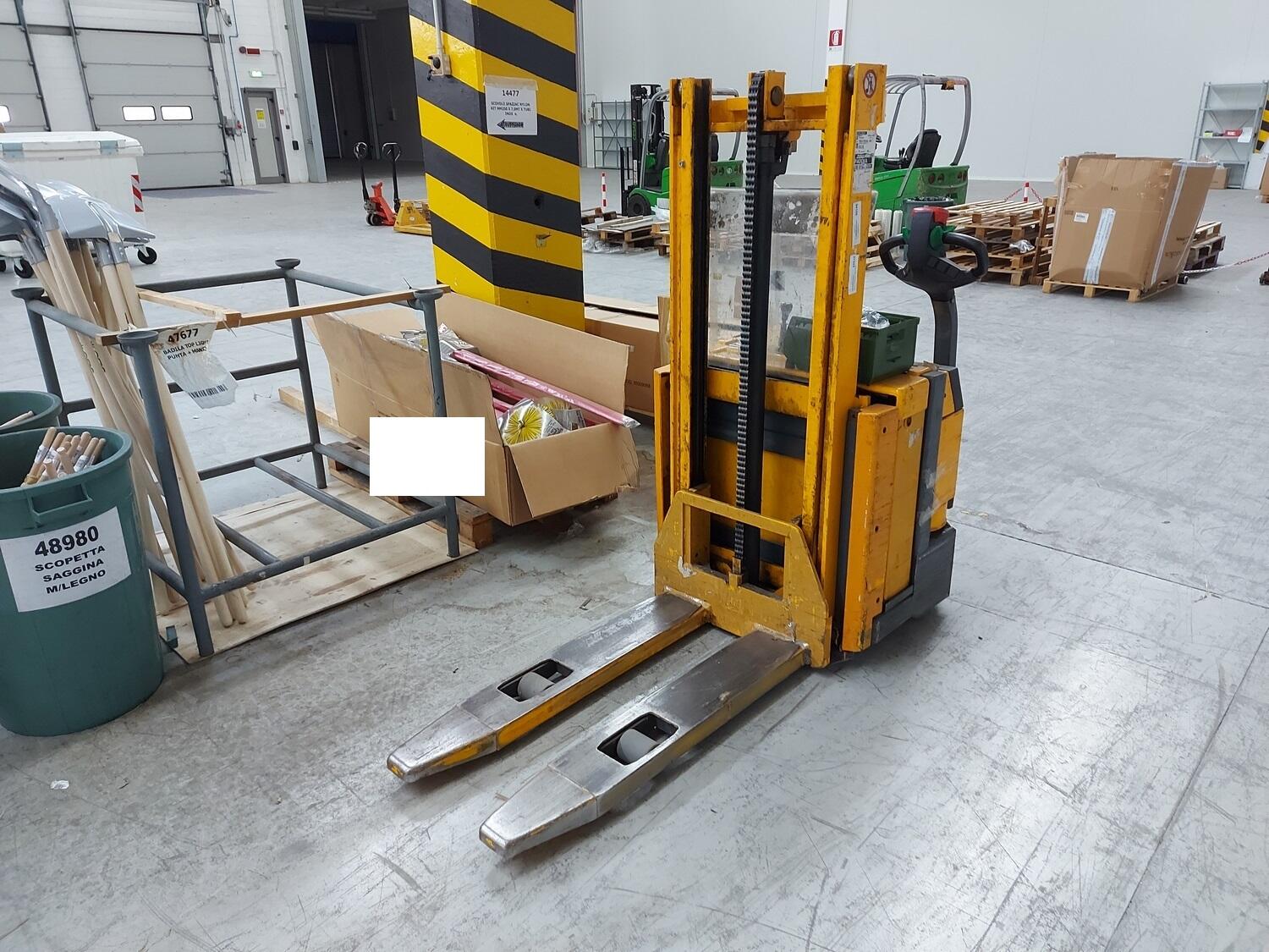 Lot Jungheinrich forklift