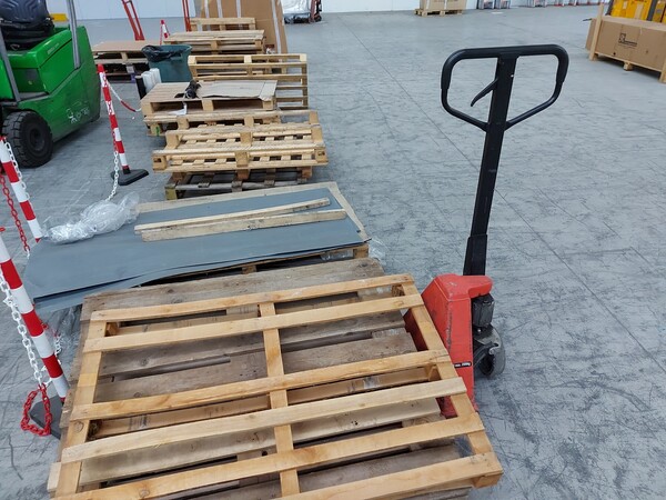 8#5813 Transpallet e box  ufficio in vendita - foto 12