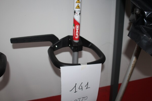 46#5817 Decespugliatori Ibea e motosega Stihl in vendita - foto 8