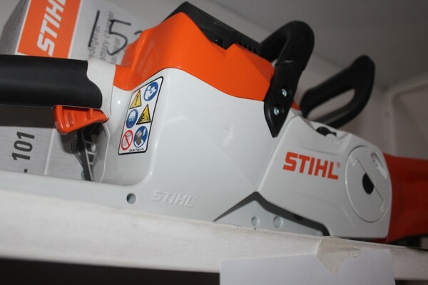 46#5817 Decespugliatori Ibea e motosega Stihl in vendita - foto 15