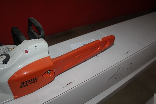 47#5817 Decespugliatori Ibea e motosega Stihl in vendita - foto 1