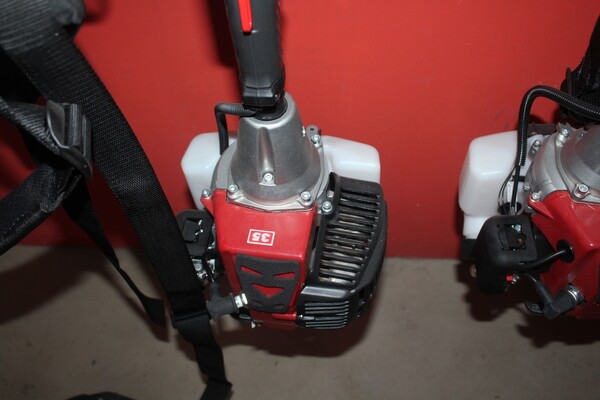 47#5817 Decespugliatori Ibea e motosega Stihl in vendita - foto 6