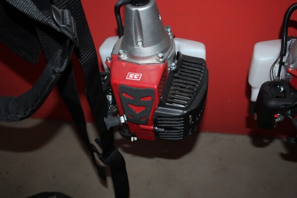 47#5817 Decespugliatori Ibea e motosega Stihl in vendita - foto 7