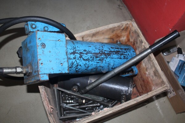 47#5817 Decespugliatori Ibea e motosega Stihl in vendita - foto 35