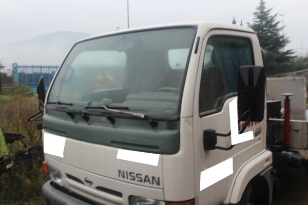 50#5817 Autocarro Nissan Cabstar in vendita - foto 12