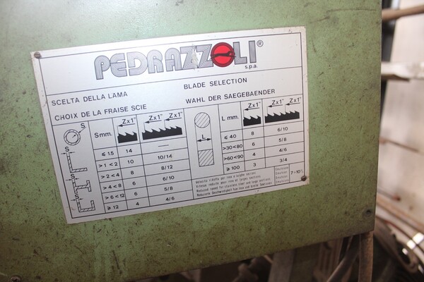 7#5817 Sega a nastro Pedrazzoli e pressa idraulica Omcn in vendita - foto 4