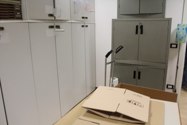 19#5820 Arredamento e attrezzature da ufficio in vendita - foto 6