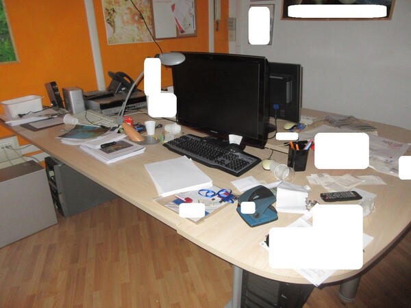 1#5823 Arredi e attrezzature ufficio in vendita - foto 15