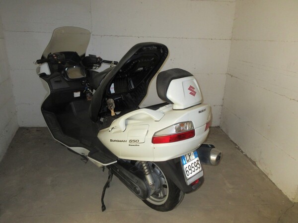 5#5823 Scooter Suzuki burgman 650 in vendita - foto 14