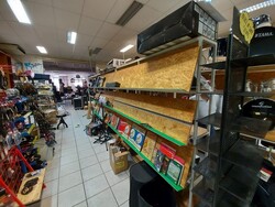 Shop furniture - Lot 13 (Auction 5826)