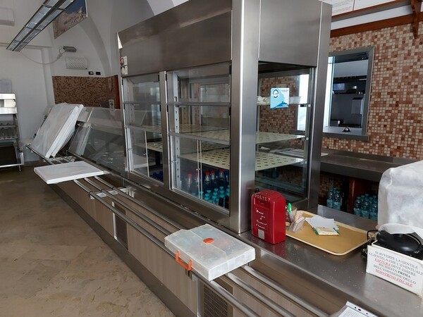 Attrezzature bar e ristoranti in vendita