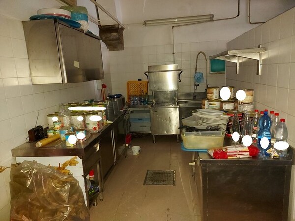 1#5829 Arredi e attrezzature per la ristorazione in vendita - foto 55