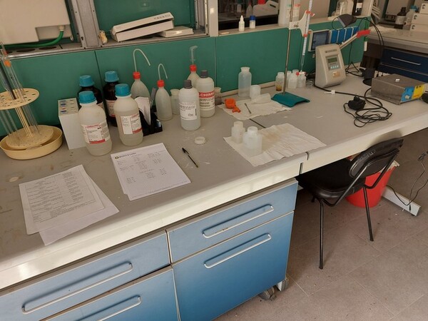 1#5831 Arredi e attrezzature da laboratorio in vendita - foto 2