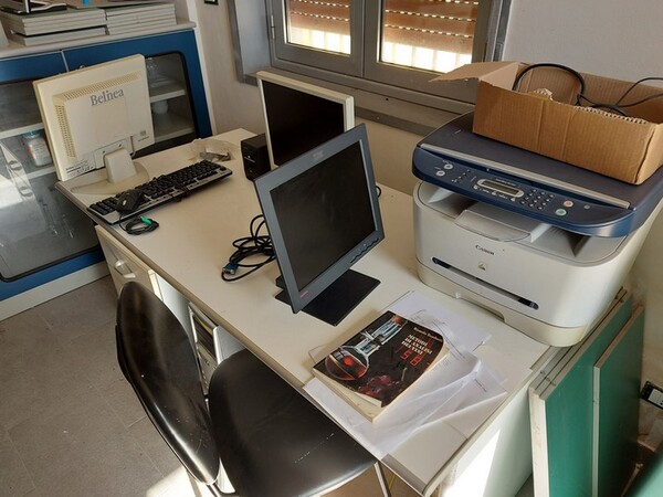 1#5831 Arredi e attrezzature da laboratorio in vendita - foto 4