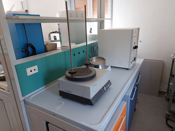 1#5831 Arredi e attrezzature da laboratorio in vendita - foto 35