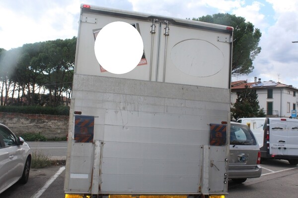 15#5832 Furgone Iveco Daily in vendita - foto 3