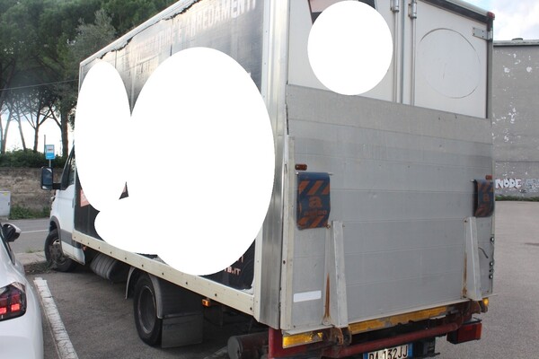 15#5832 Furgone Iveco Daily in vendita - foto 4