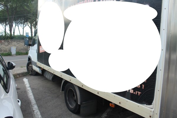 15#5832 Furgone Iveco Daily in vendita - foto 18
