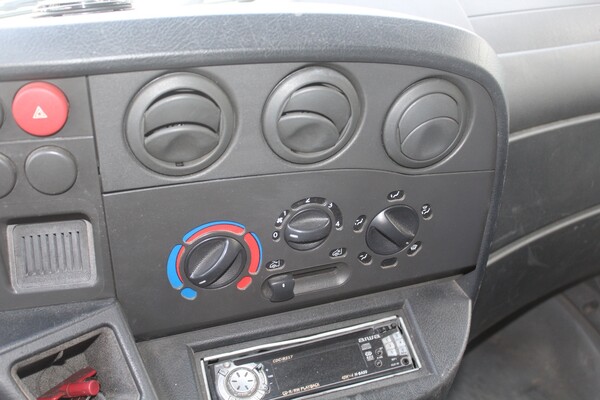 15#5832 Furgone Iveco Daily in vendita - foto 35