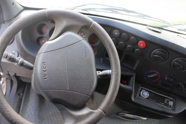 15#5832 Furgone Iveco Daily in vendita - foto 37