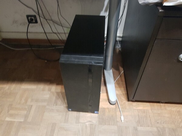 1#5833 Arredo ufficio e attrezzature elettroniche in vendita - foto 4
