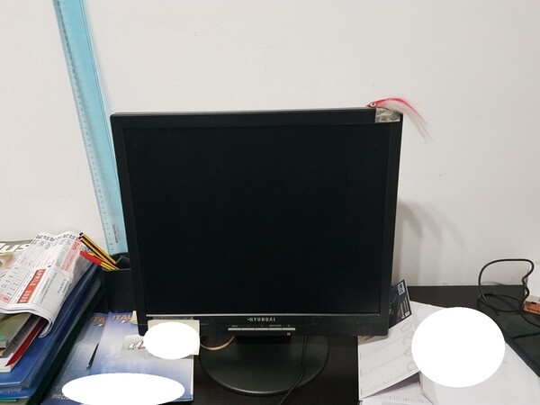 1#5833 Arredo ufficio e attrezzature elettroniche in vendita - foto 6