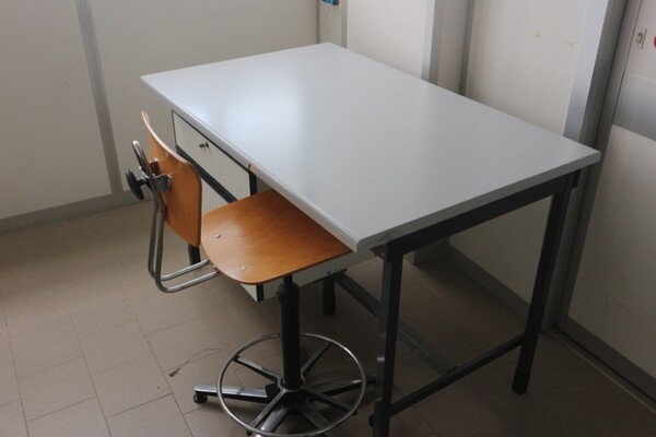 203#5836 Strumenti e arredi per laboratorio in vendita - foto 23