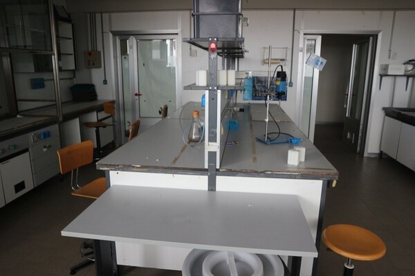 203#5836 Strumenti e arredi per laboratorio in vendita - foto 29