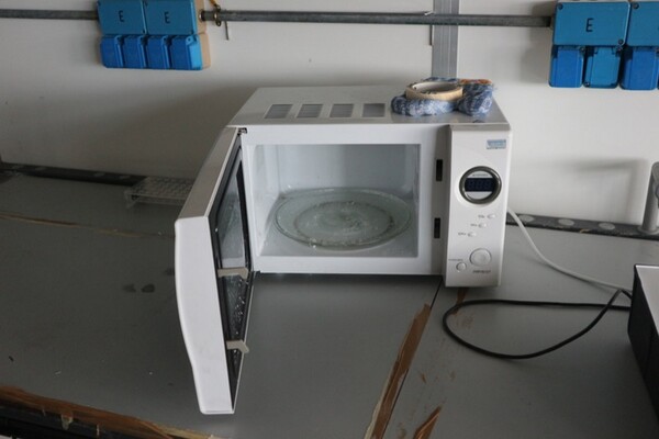 203#5836 Strumenti e arredi per laboratorio in vendita - foto 32