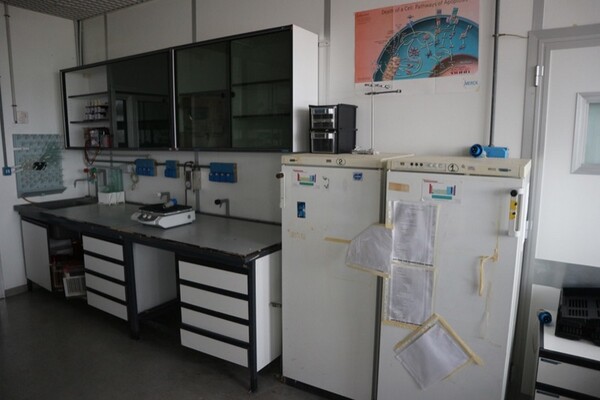 203#5836 Strumenti e arredi per laboratorio in vendita - foto 62