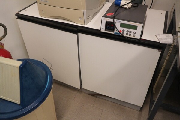 203#5836 Strumenti e arredi per laboratorio in vendita - foto 68