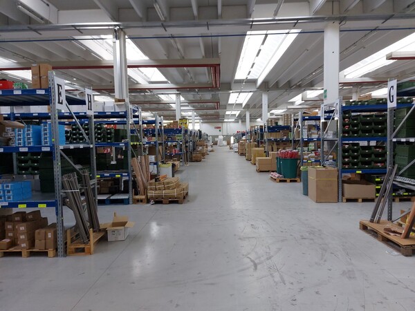 15#5837 Scaffalatura industriale e scaffalatura leggera in vendita - foto 7