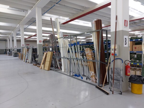 15#5837 Scaffalatura industriale e scaffalatura leggera in vendita - foto 8