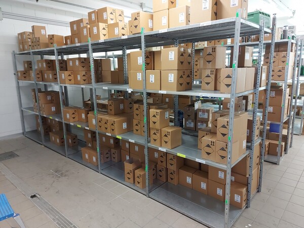 15#5837 Scaffalatura industriale e scaffalatura leggera in vendita - foto 15