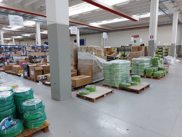 24#5837 Magazzino di utensileria e materiale elettrico in vendita - foto 35