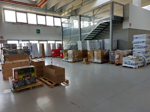 24#5837 Magazzino di utensileria e materiale elettrico in vendita - foto 43