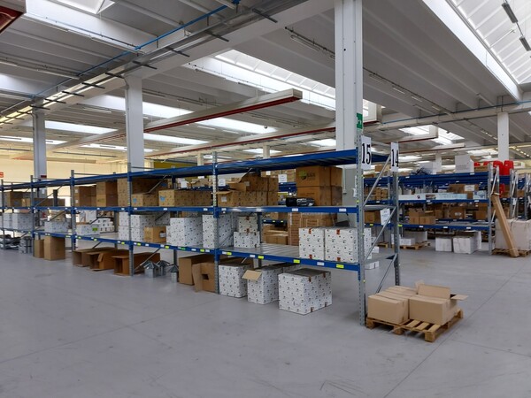 24#5837 Magazzino di utensileria e materiale elettrico in vendita - foto 59