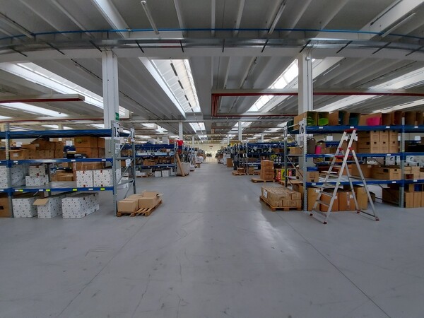 24#5837 Magazzino di utensileria e materiale elettrico in vendita - foto 60