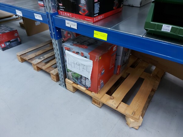 24#5837 Magazzino di utensileria e materiale elettrico in vendita - foto 72