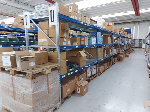 24#5837 Magazzino di utensileria e materiale elettrico in vendita - foto 89