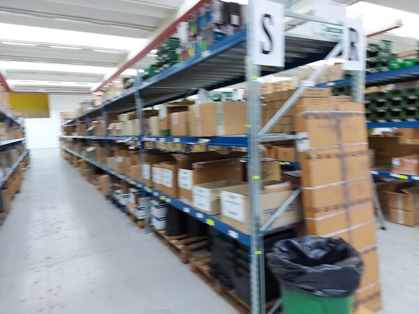 24#5837 Magazzino di utensileria e materiale elettrico in vendita - foto 91