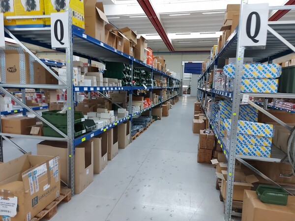 24#5837 Magazzino di utensileria e materiale elettrico in vendita - foto 92